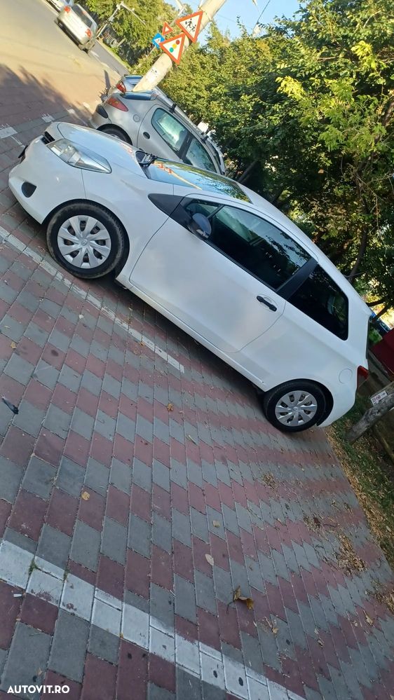 Toyota Yaris 1.4 D-4D - 3
