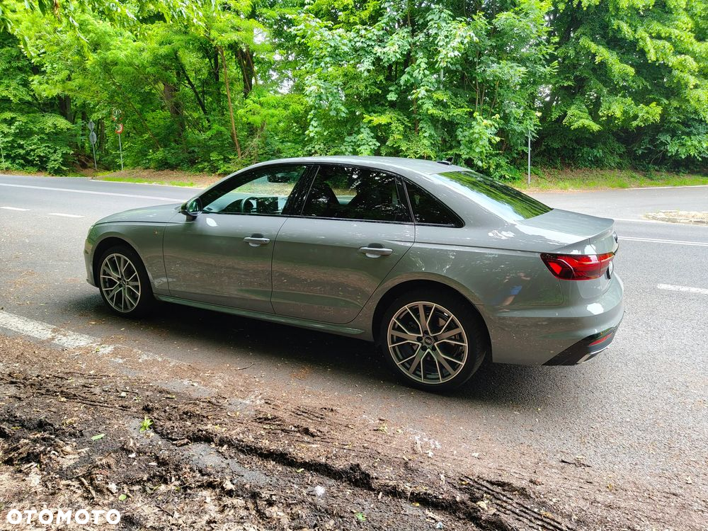 Audi A4 - 4