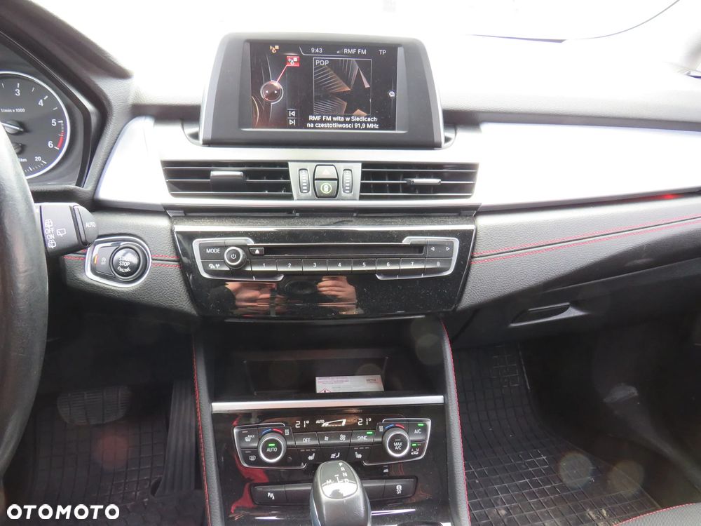 BMW Seria 2 218d Sport-Aut Luxury Line - 25