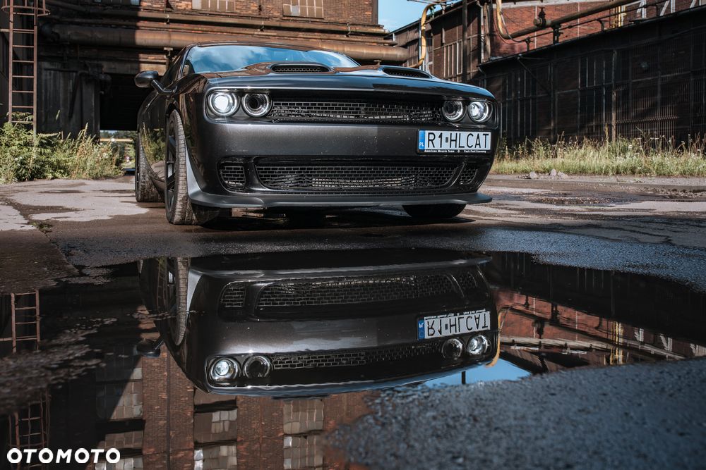 Dodge Challenger 6.2 Hellcat - 6
