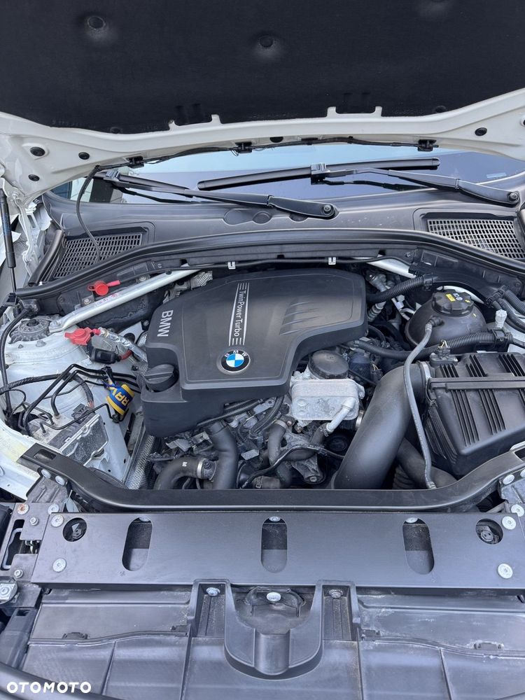 BMW X3 xDrive28i xLine - 10