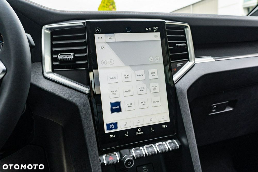 Volkswagen Amarok - 24