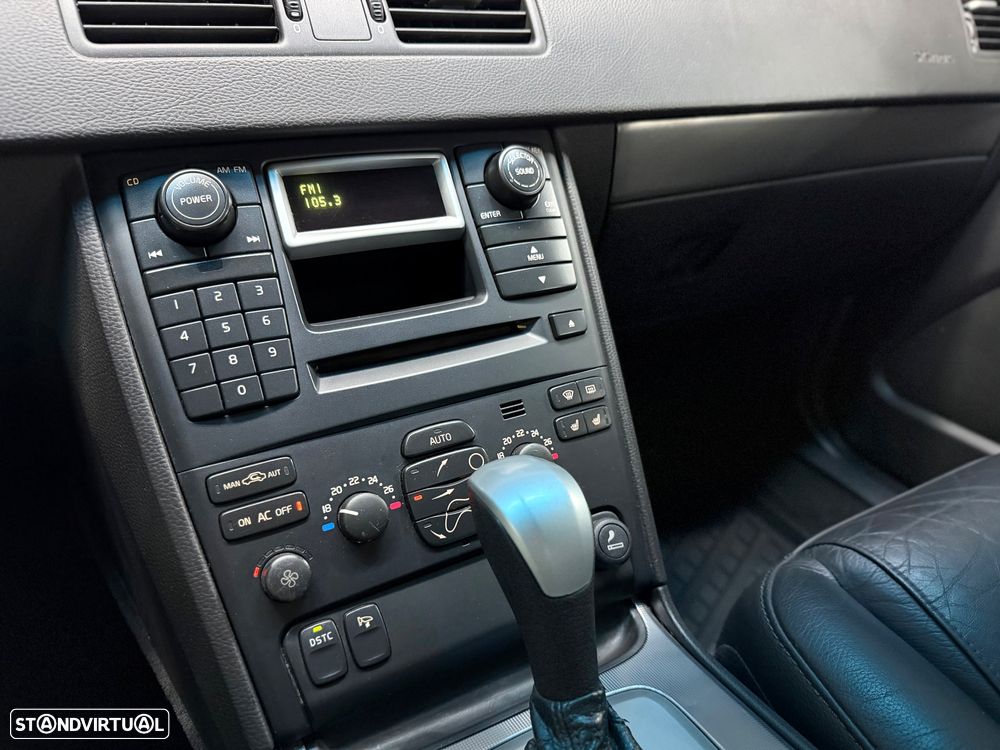 Volvo XC 90 2.4 D5 5L Nivel 3 Geartronic - 19