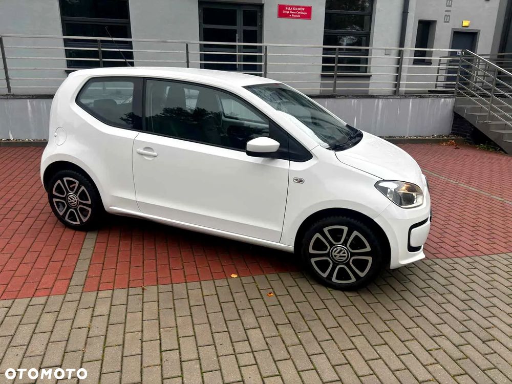 Volkswagen up! - 9
