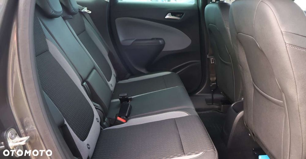 Opel Crossland X - 18