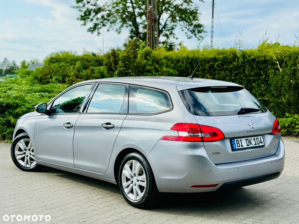 Peugeot 308 - 3