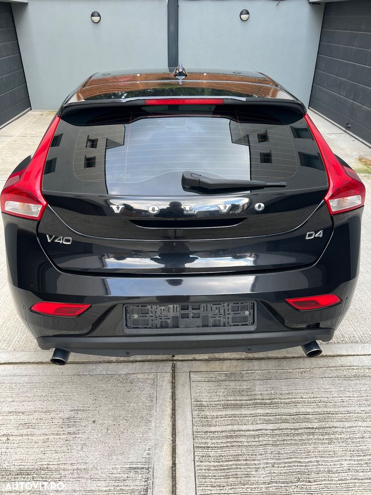 Volvo V40 D4 VEA Momentum - 5