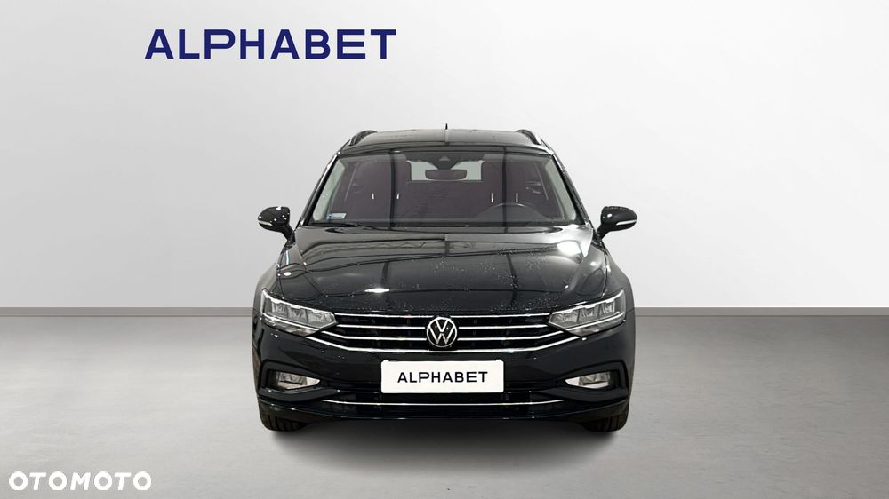 Volkswagen Passat - 8