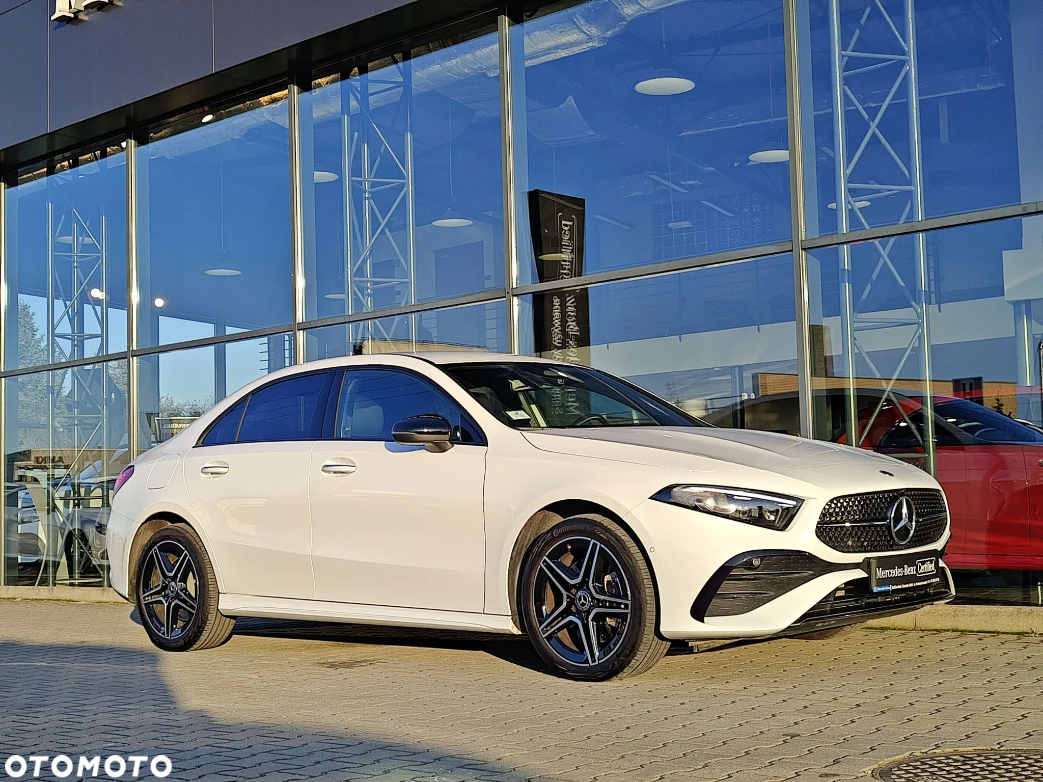 Mercedes-Benz Klasa A 250 e PHEV AMG Line 8G-DCT - 3