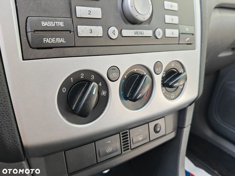Ford Focus 1.6 FX Gold / Gold X - 24