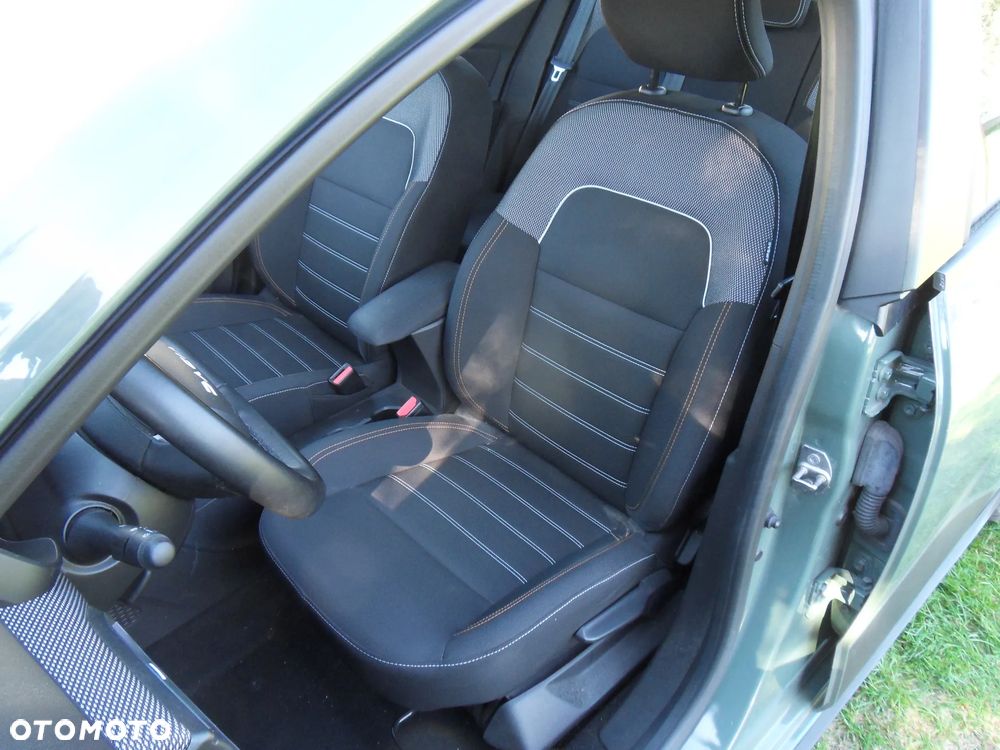 Dacia Sandero Stepway TCe 100 Prestige - 17