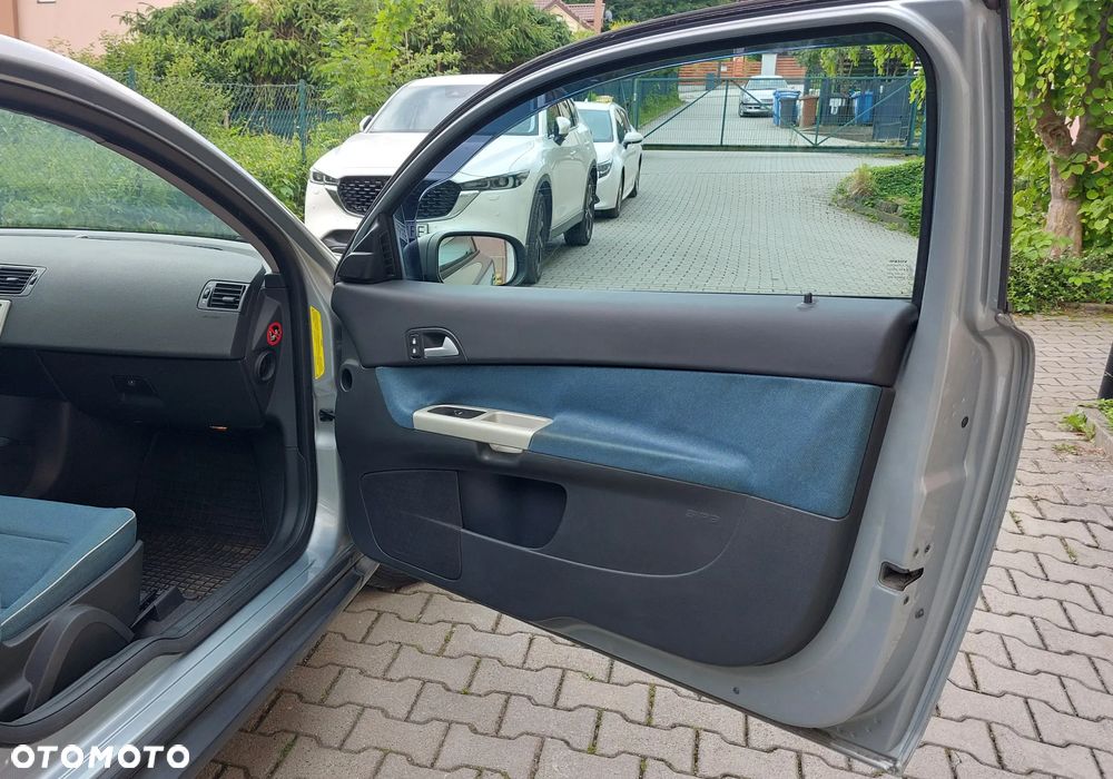 Volvo C30 1.8 - 9
