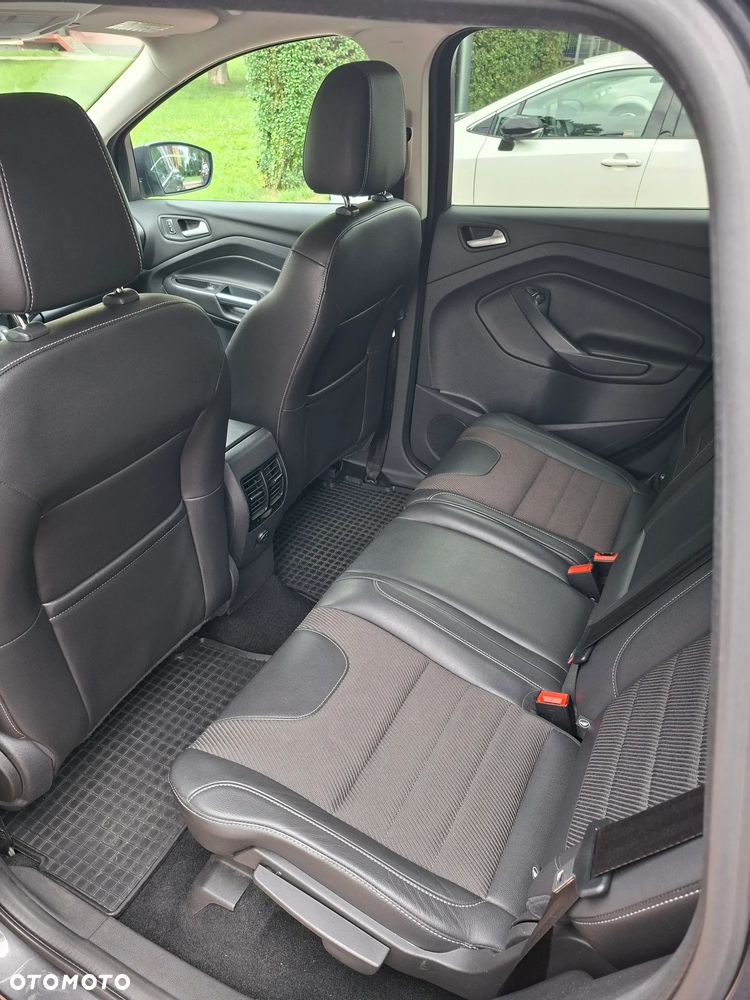 Ford Kuga - 9