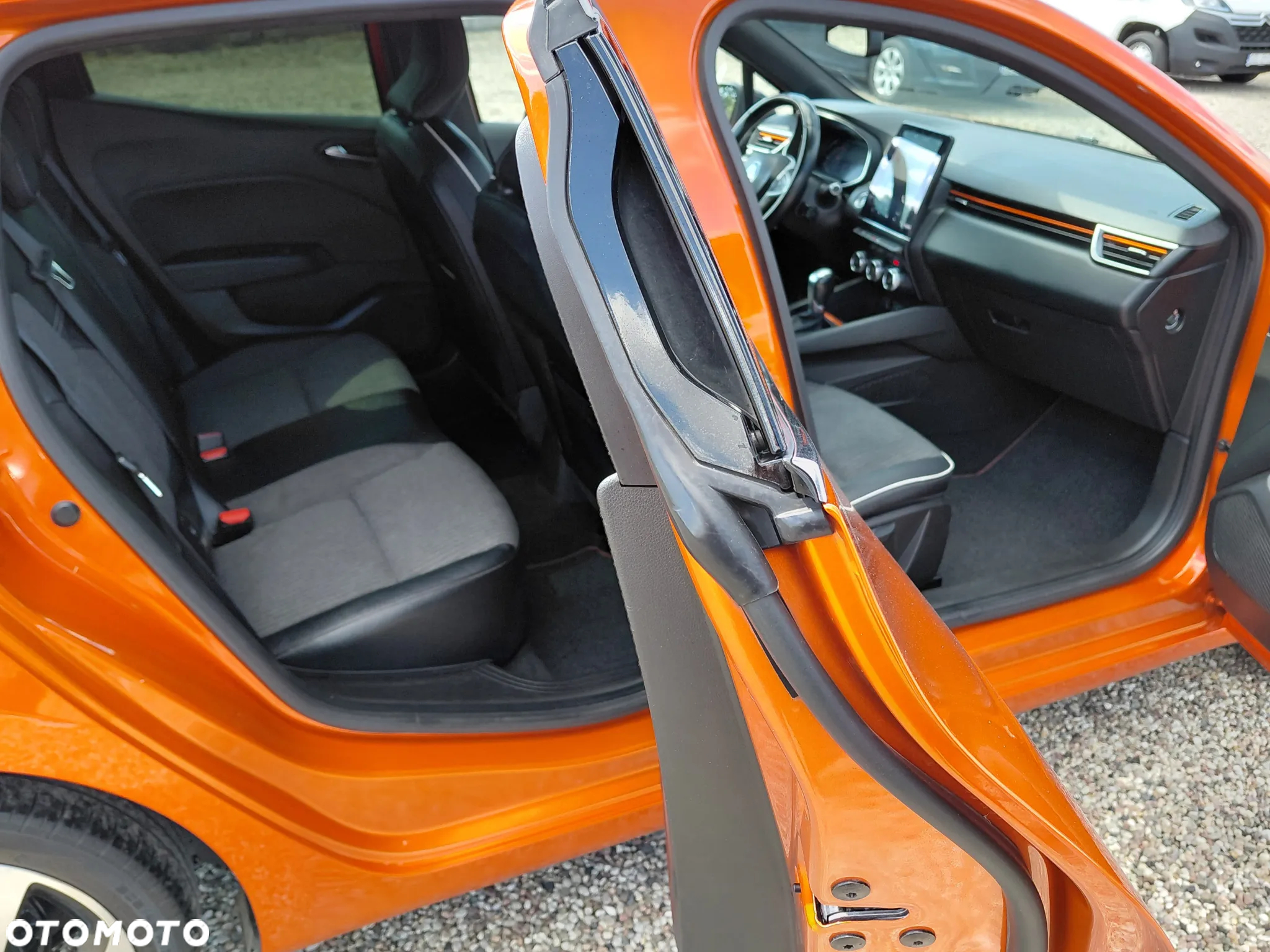 Renault Clio 1.3 TCe Intens EDC - 29
