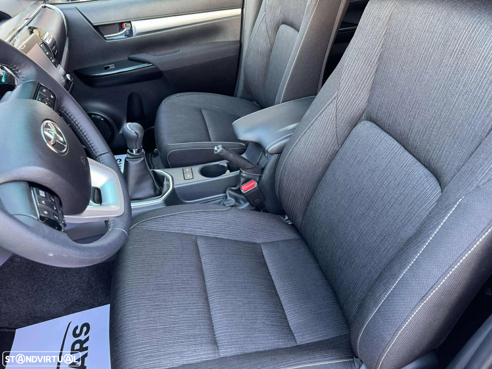 Toyota Hilux 2.4 D-4D 4WD Tracker - 22