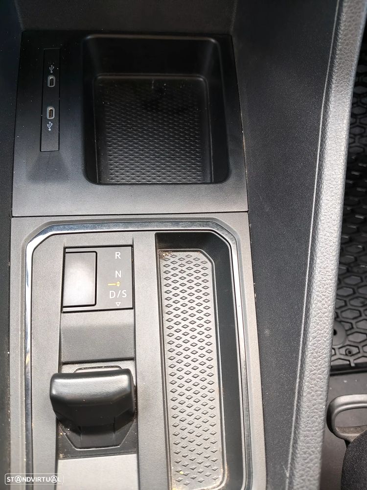 VW Caddy - 13