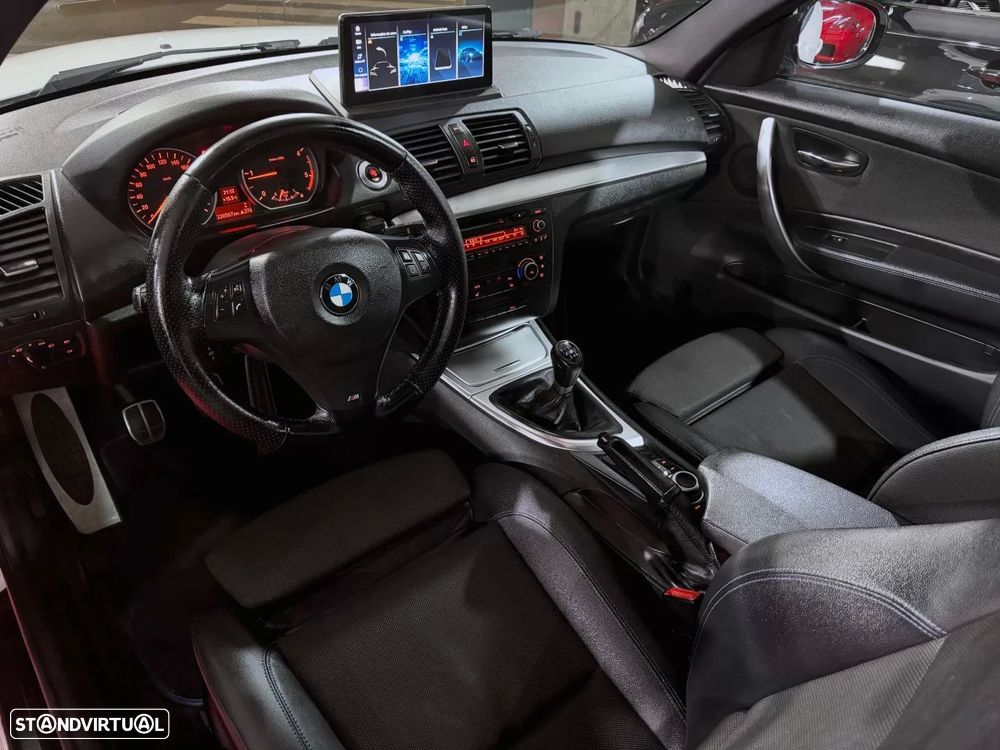 BMW 118 d Pack M - 8