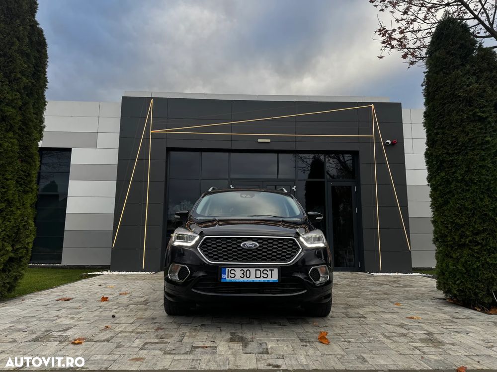 Ford Kuga 2.0 TDCi 4WD Powershift Vignale - 4