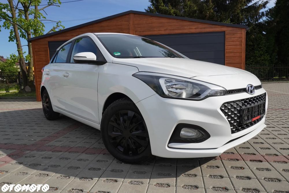 Hyundai i20 blue 1.2 Classic - 13
