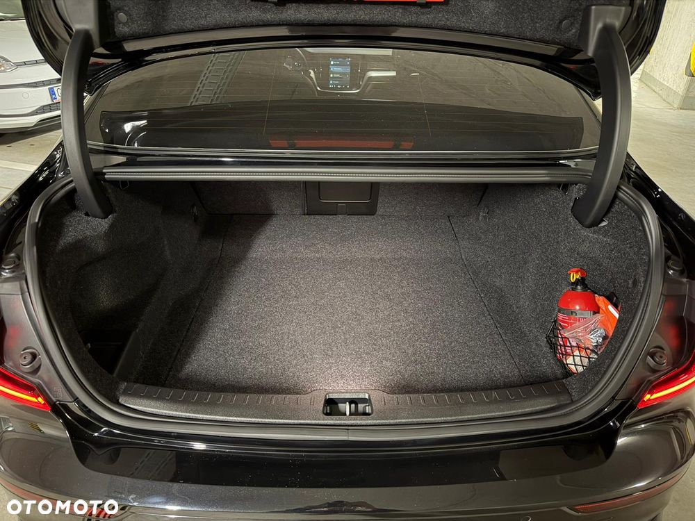 Volvo S60 B4 B Plus Dark - 17