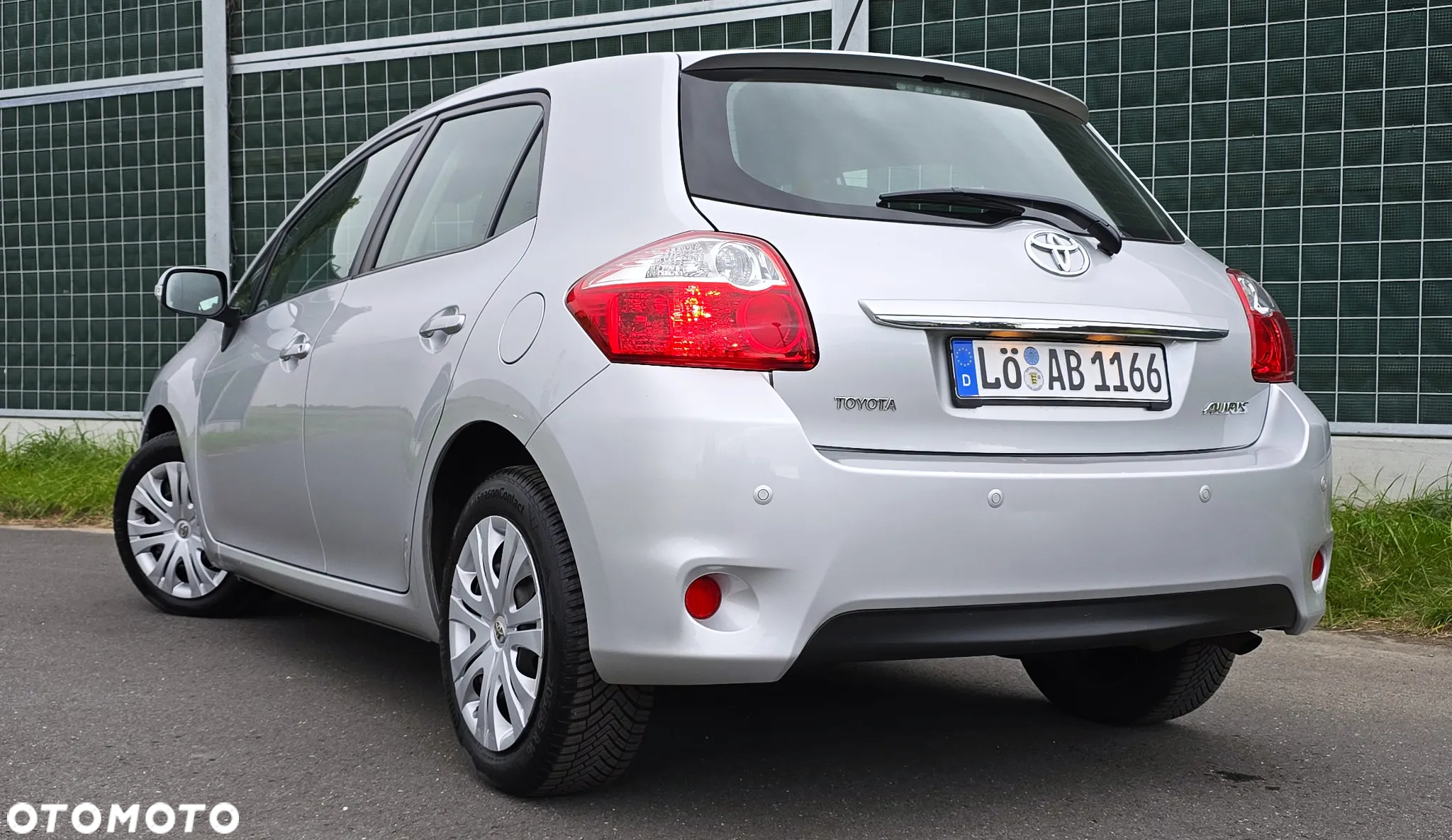 Toyota Auris 1.33 VVT-i Premium Comfort - 13