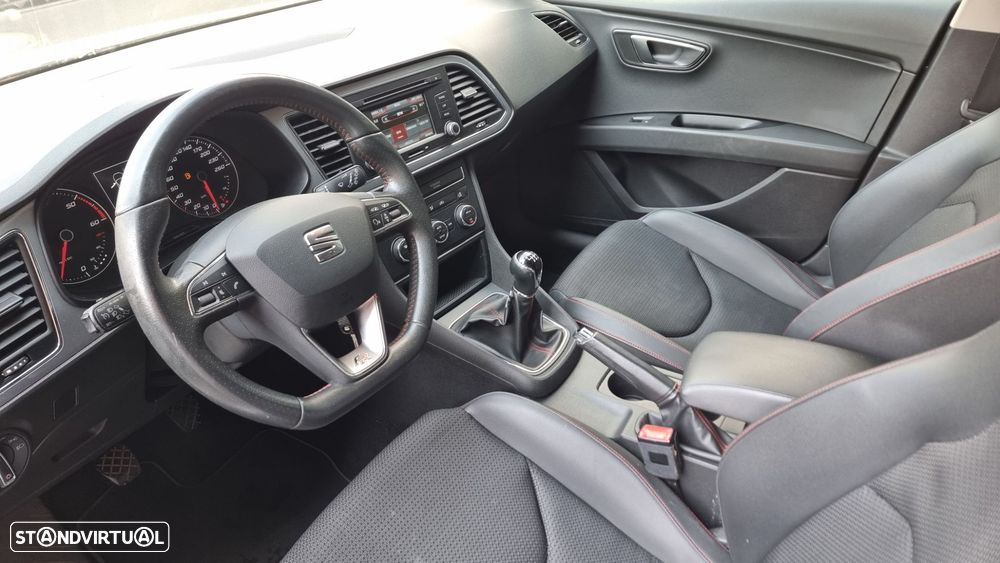 SEAT Leon 2.0 TDI FR S/S — photo 4