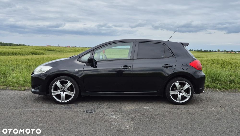 Toyota Auris 1.6 VVT-i Sol - 3