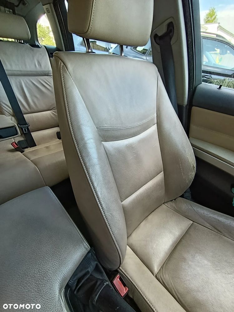 BMW Seria 3 - 16