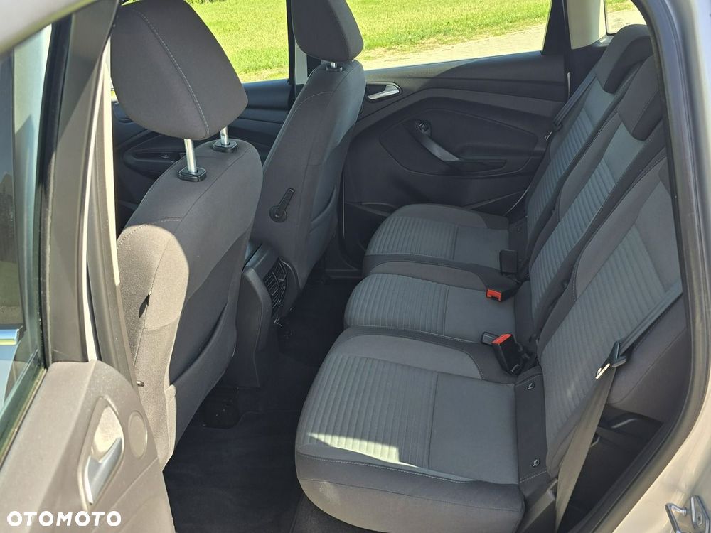 Ford C-MAX - 18