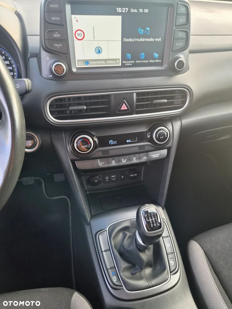 Hyundai Kona - 11