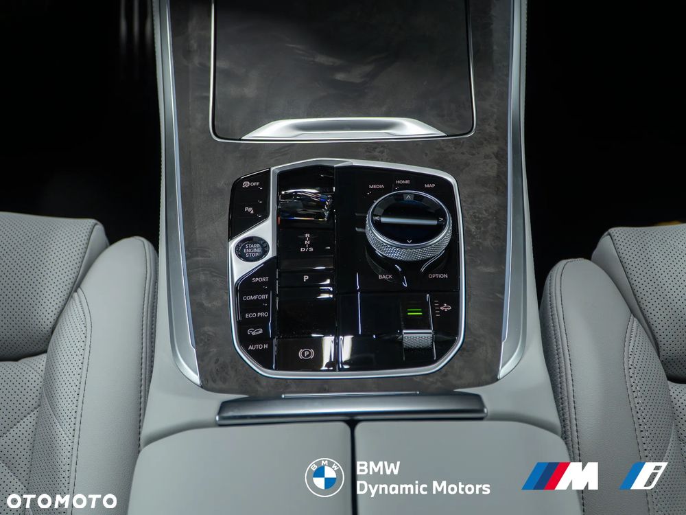 BMW X5 xDrive40i - 34