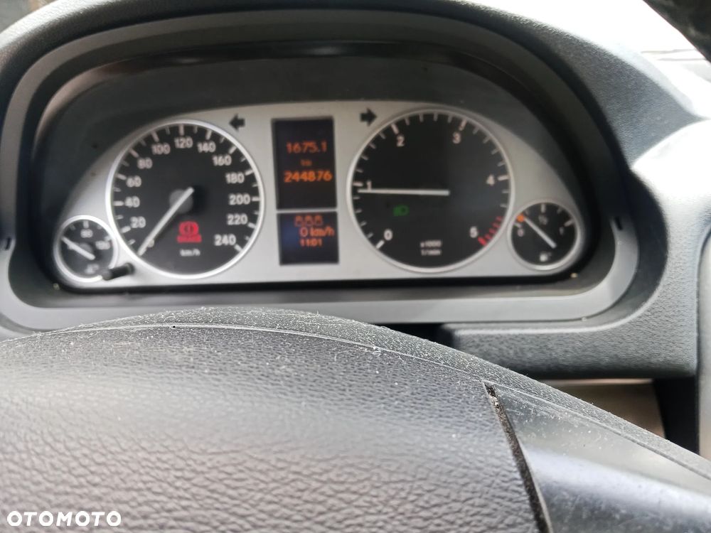 Mercedes-Benz Klasa B 180 CDI - 10