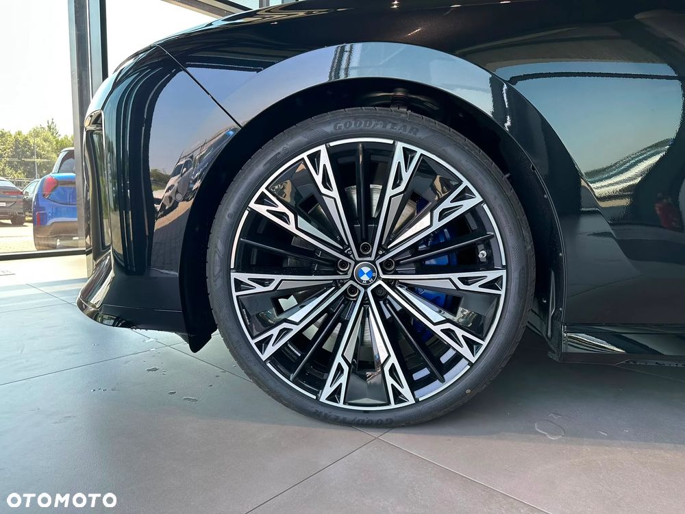 BMW Seria 7 - 13