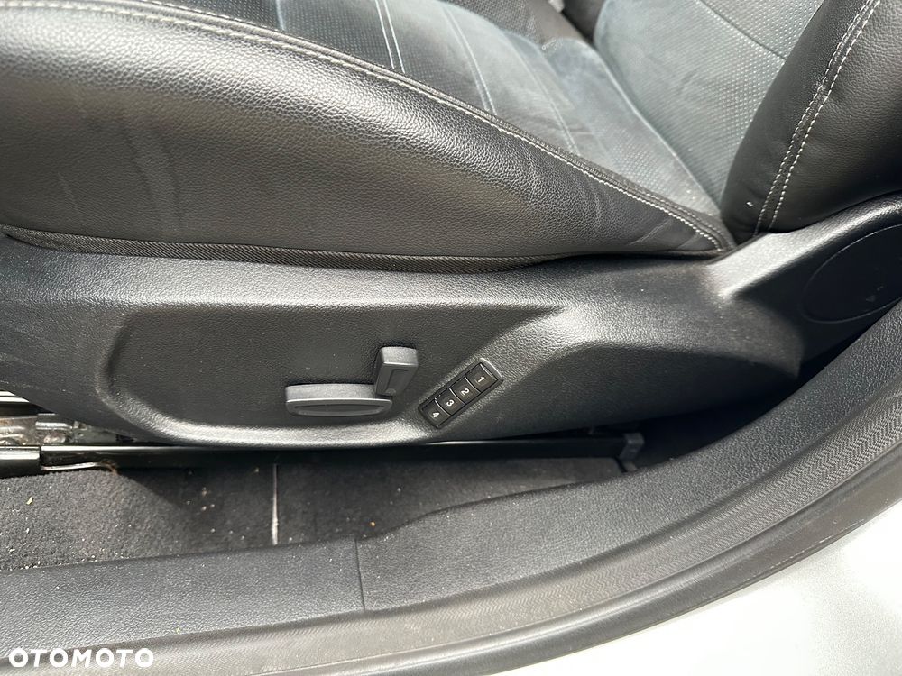 Ford Mondeo - 10