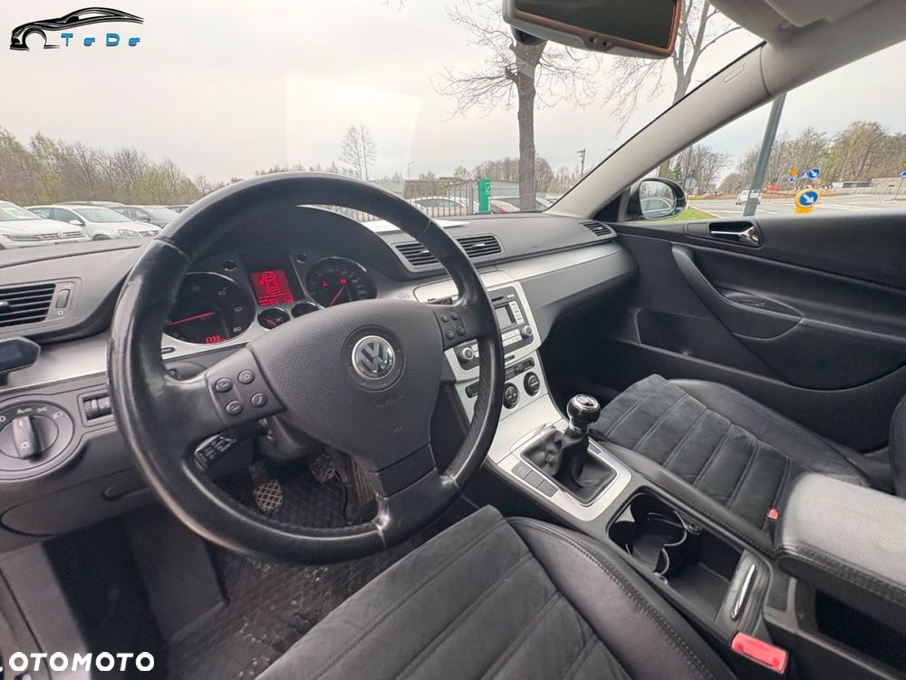 Volkswagen Passat Variant 2.0 TDI DPF 4Mot Comfortline - 20