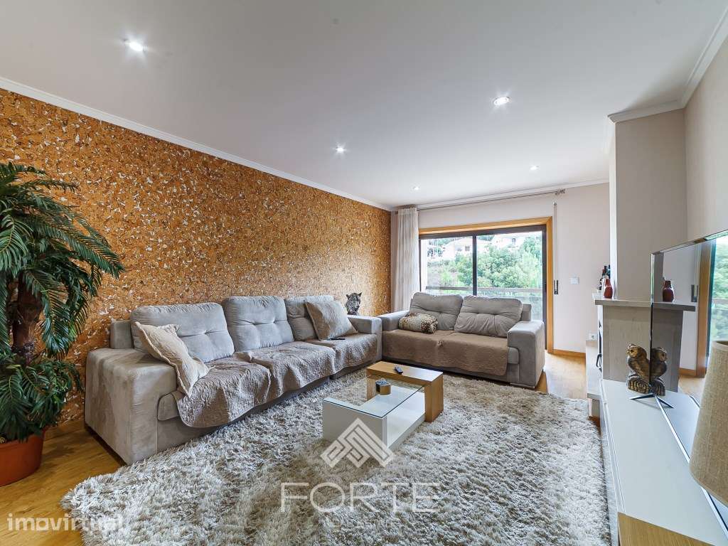 Apartamento T3 em São João de Ver - Grande imagem: 2/26