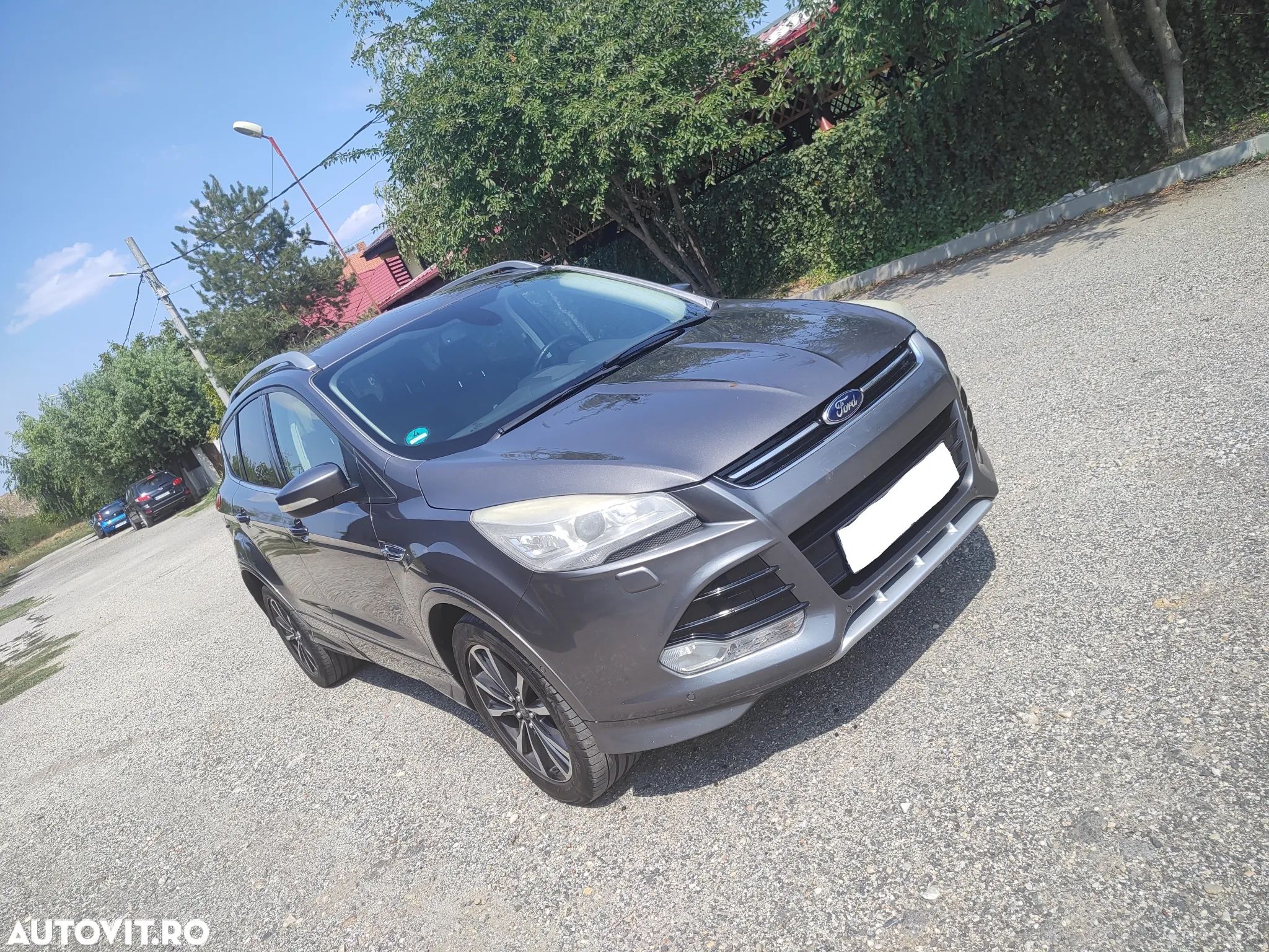 Ford Kuga 2.0 TDCi 4x4 Aut. Titanium - 1