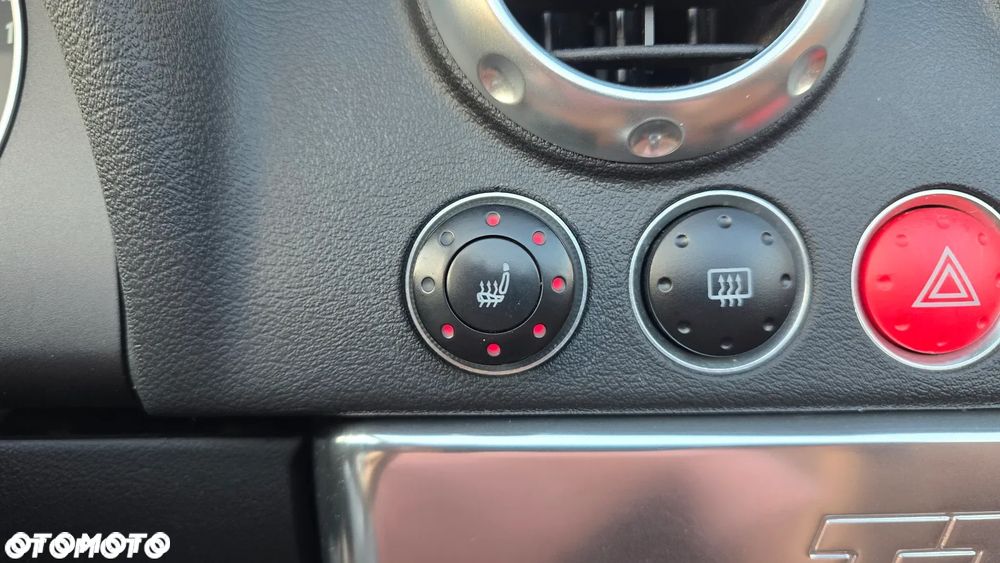 Audi TT Roadster 1.8 T - 15