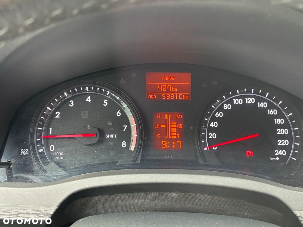 Toyota Avensis 1.8 Luna - 21