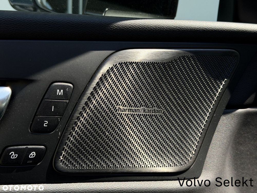 Volvo XC 60 - 22