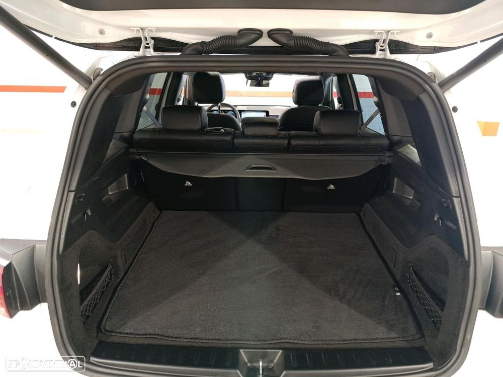 Mercedes-Benz GLB 180 d AMG Line - 20