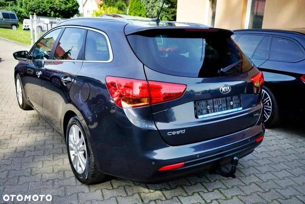 Kia Ceed - 5