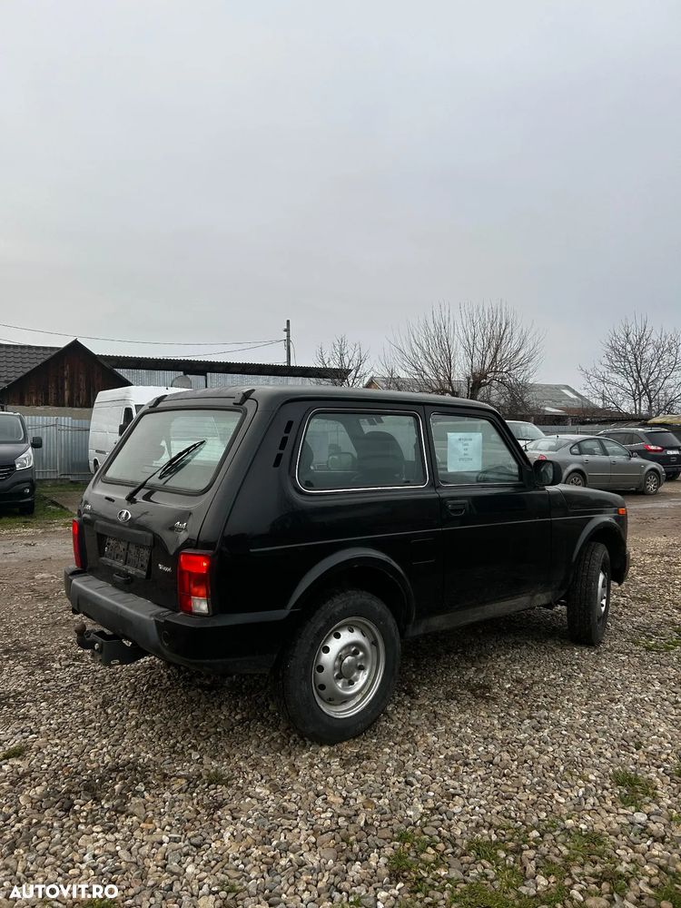 Lada Niva - 11