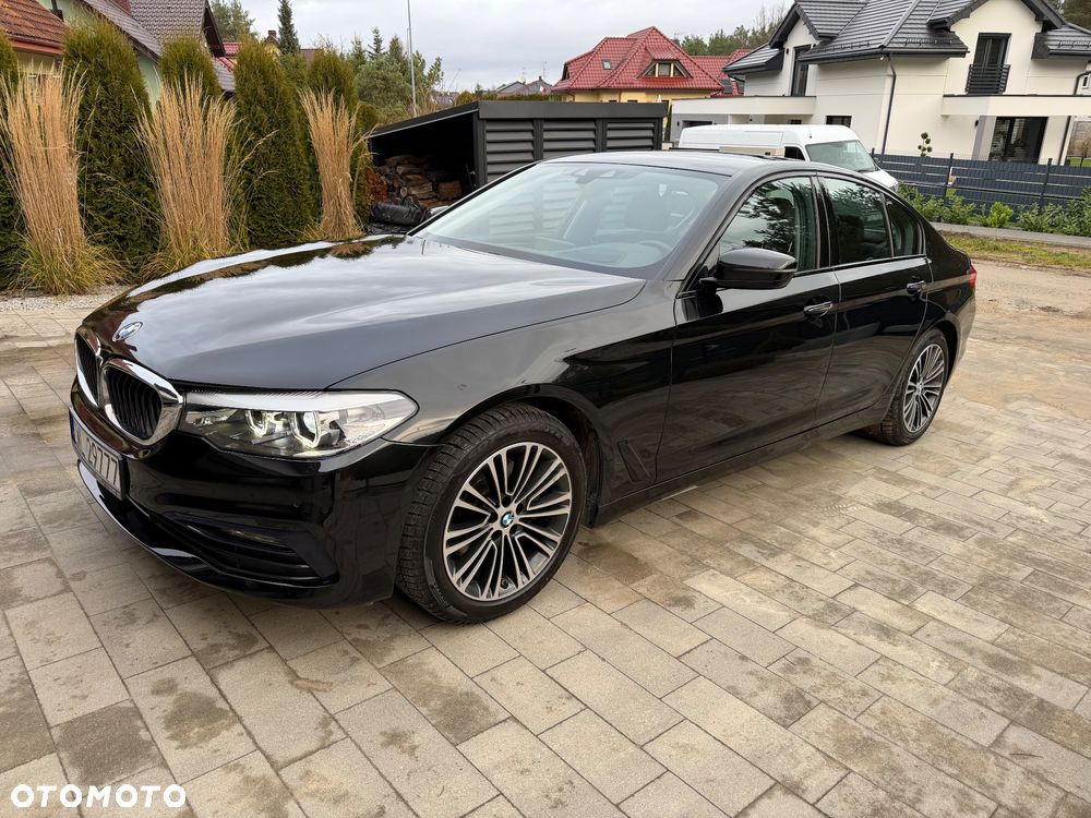 BMW Seria 5 520d xDrive Sport Line - 1