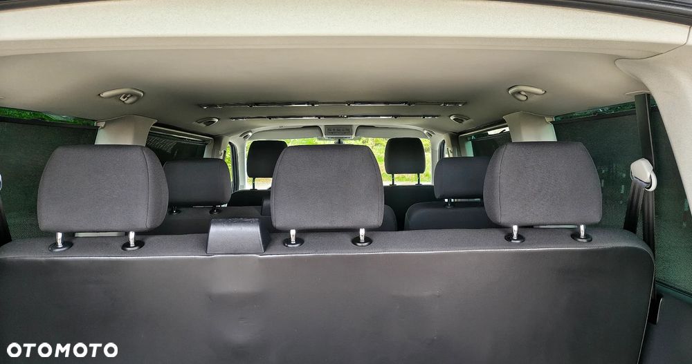 Volkswagen Caravelle - 20