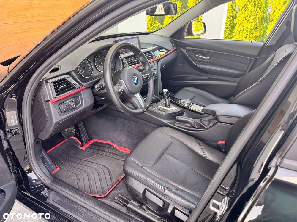 BMW Seria 3 330d xDrive Edition M Sport Shadow - 12