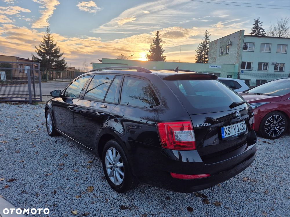 Skoda Octavia 2.0 TDI (Green tec) DSG Ambition - 4