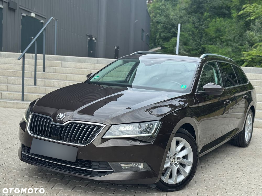 Skoda Superb 2.0 TDI Ambition DSG7 - 4
