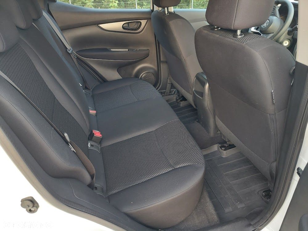 Nissan Qashqai 1.3 DIG-T N-WAY - 9