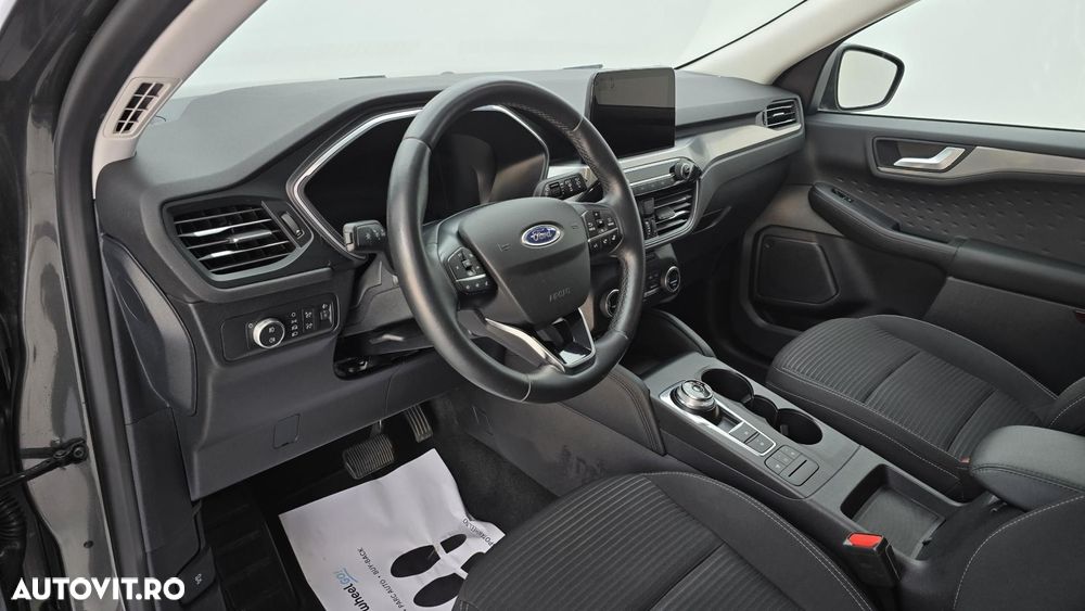 Ford Kuga - 13